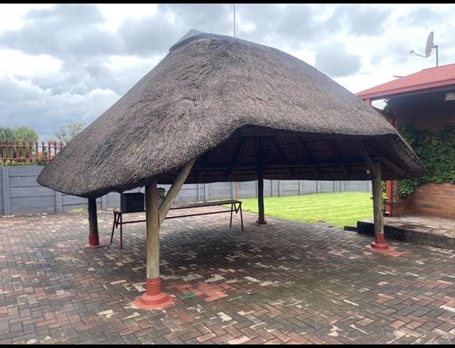 3 BEDROOM HOUSE FOR SALE IN VANDERBIJLPARK CW 4